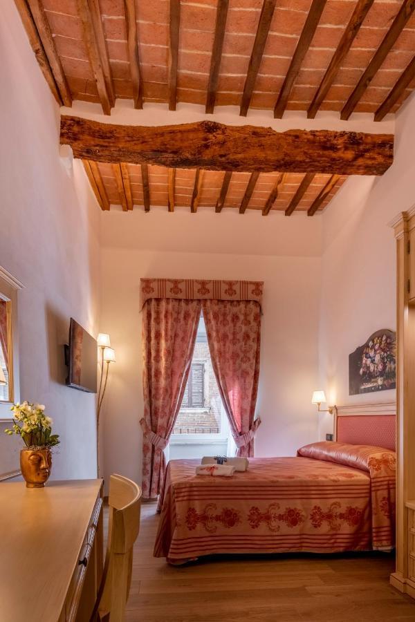 Palazzo Del Mercante Montepulciano Stazione Buitenkant foto